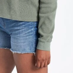 Women's Solid Thermal Boxy Henley -LIFE IS GOOD SHOP 101692 4