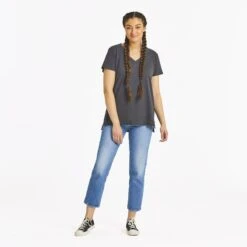 Women's Solid Crusher-LITE Vee Tunic -LIFE IS GOOD SHOP 122763 4