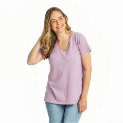 Women's Solid Crusher-LITE Vee Tunic -LIFE IS GOOD SHOP 122765 1