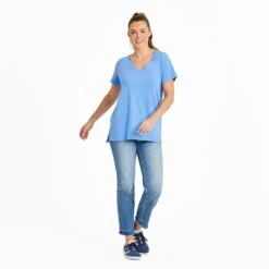 Women's Solid Crusher-LITE Vee Tunic -LIFE IS GOOD SHOP 127760 4