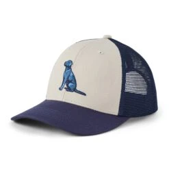 Adult Unisex Clean Sitting Dog Trucker